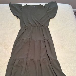 Women’s SHEIN Butterfly Sleeve Ruffle Hem Dress Army Green